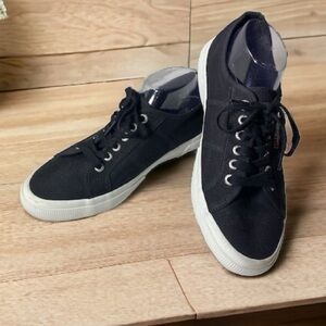 SUPERGA 2750 COTU CLASSIC Black-White Style: S000010  USA men's 10  women's 11.5